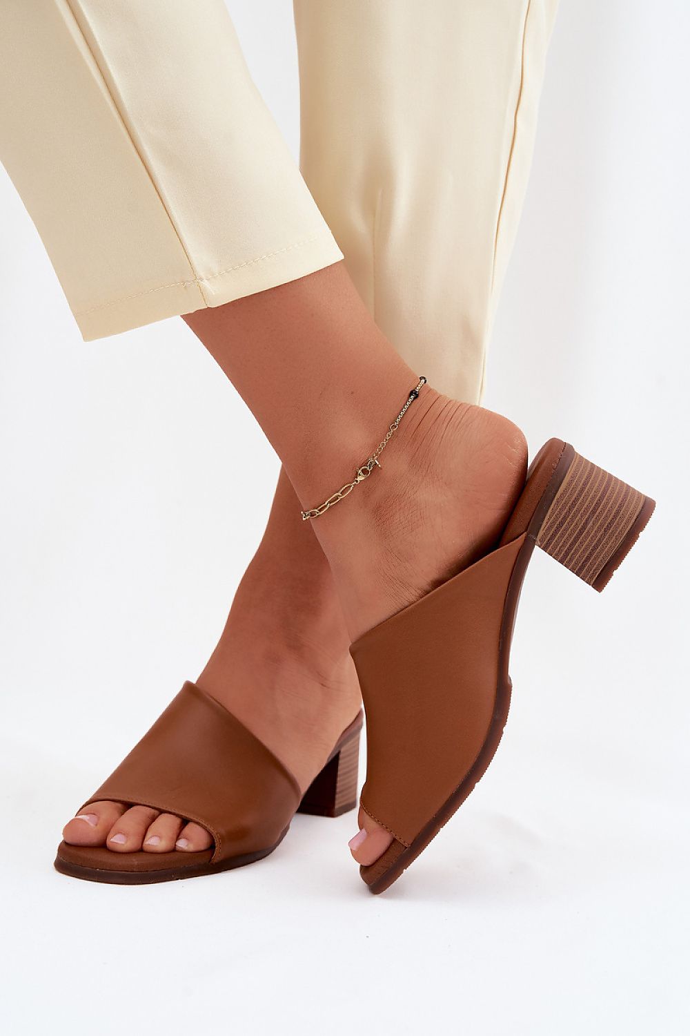 Des mules à talons model 227929 Step in style