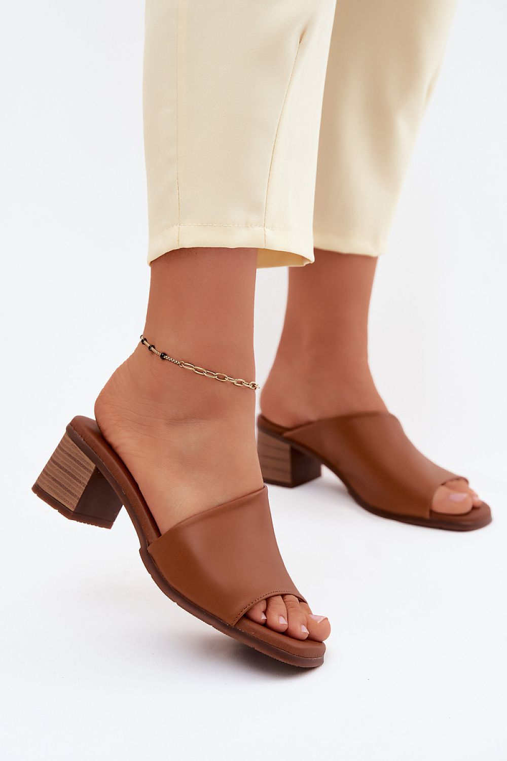  Des mules à talons model 227929 Step in style 